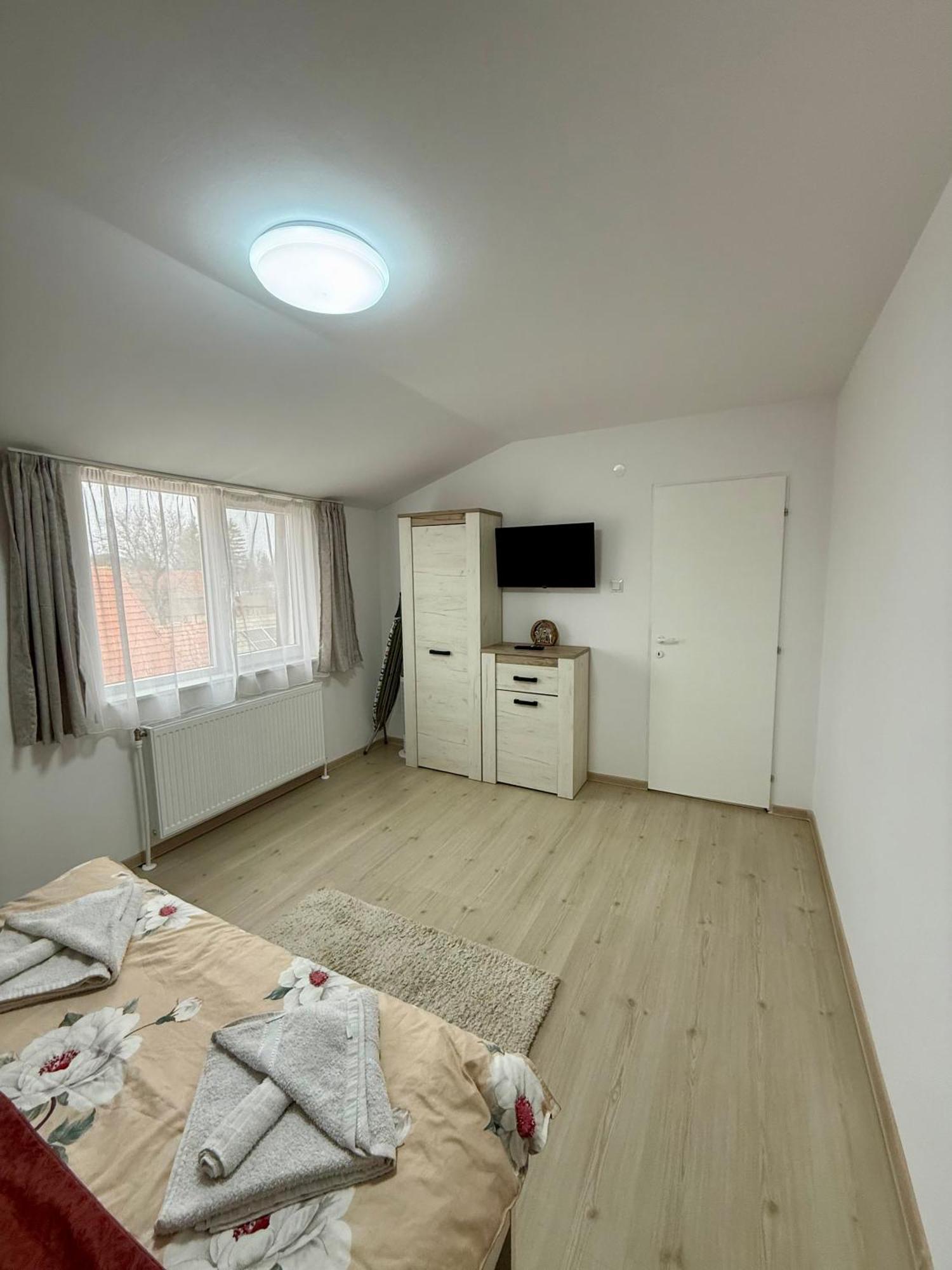 Jokai Apartments Nr7, Code Entry Sfântu-Gheorghe Eksteriør bilde
