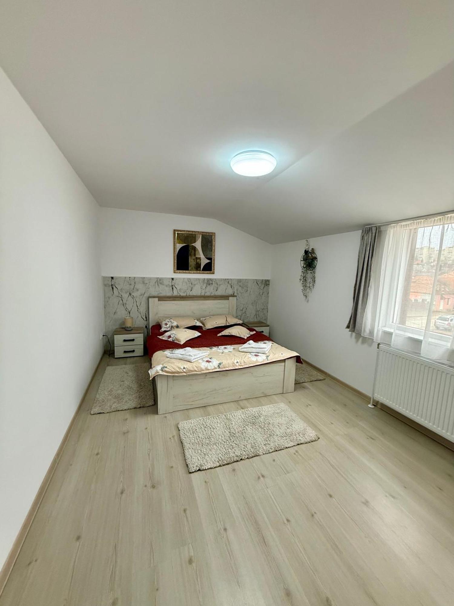 Jokai Apartments Nr7, Code Entry Sfântu-Gheorghe Eksteriør bilde